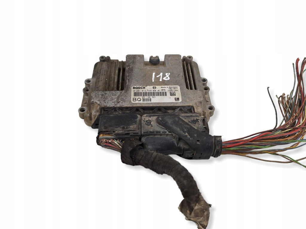 Купить Бортовой компьютер блок управления opel astra h 55198921