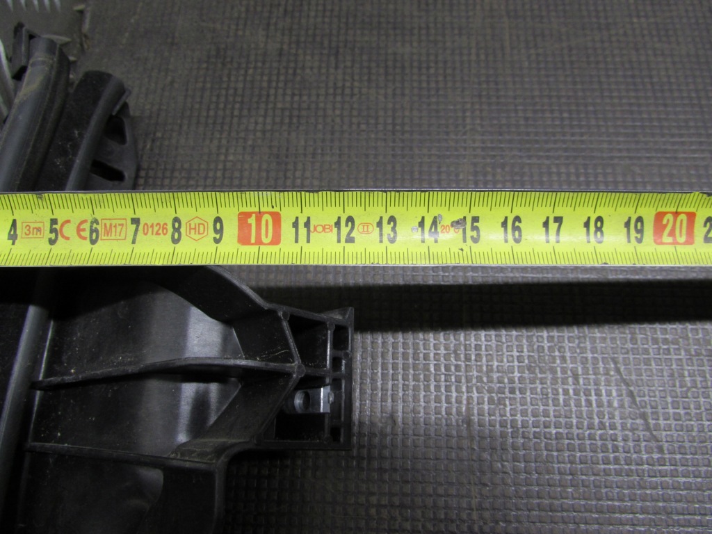 фото №9, Направляющая стекло правый перед citroen c4 grand picasso 13-18r 9675911280