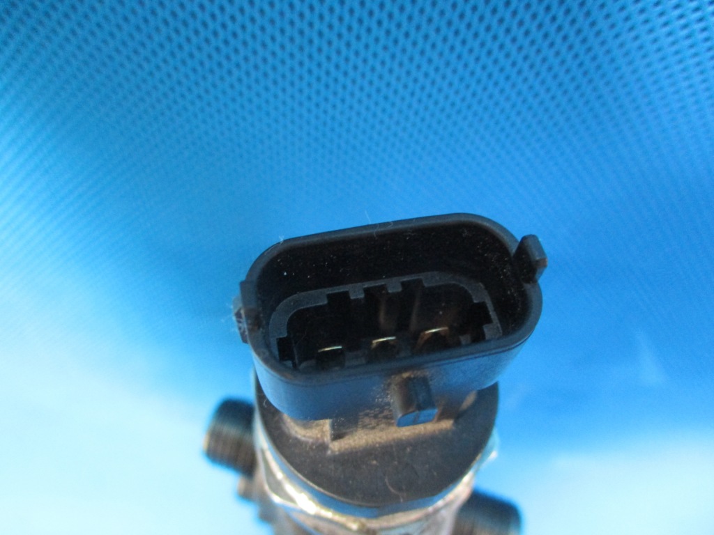 фото №3, Молдинг упорскування alfa romeo 1.9 0445214192