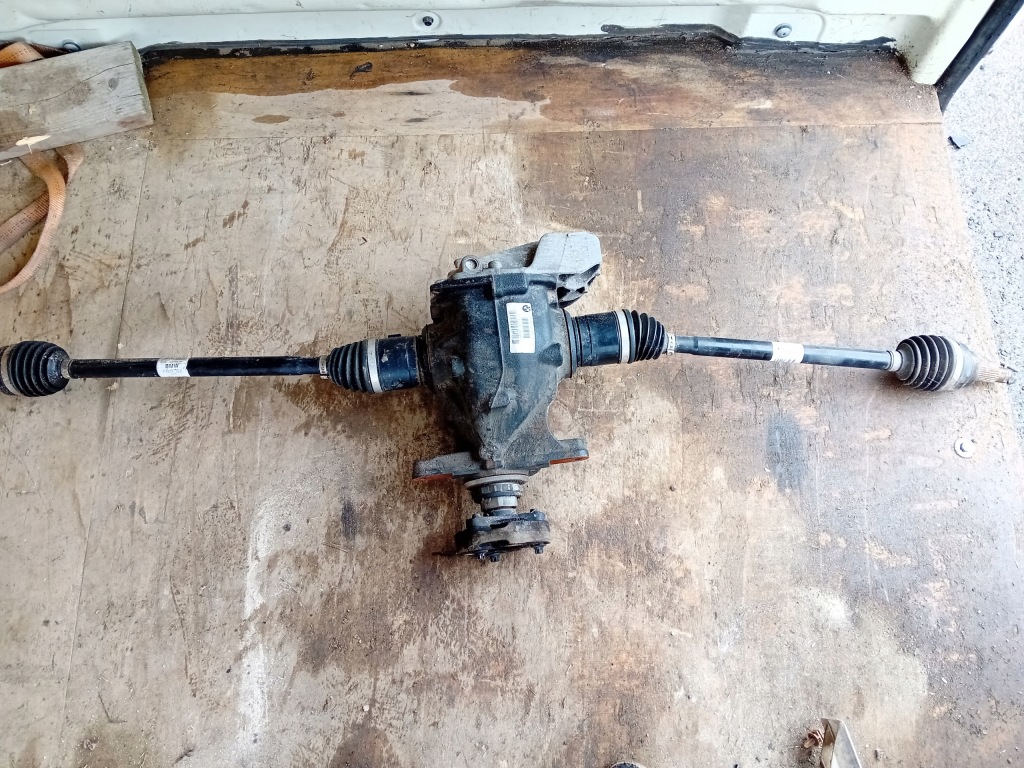 Купить Мост дифференциал bmw 1 f20 f21 1.5 d приводной вал правая левая идеальная