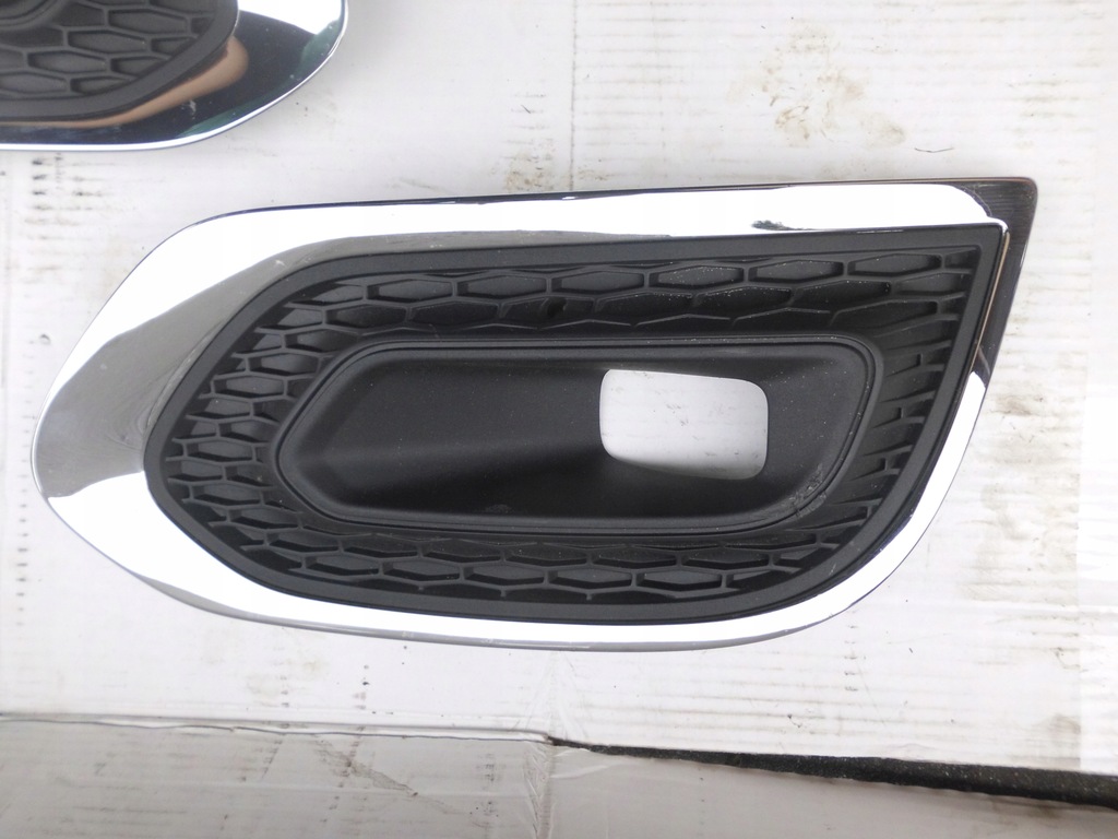 фото №2, Решітка бампера ліва права renault kadjar lift 18-