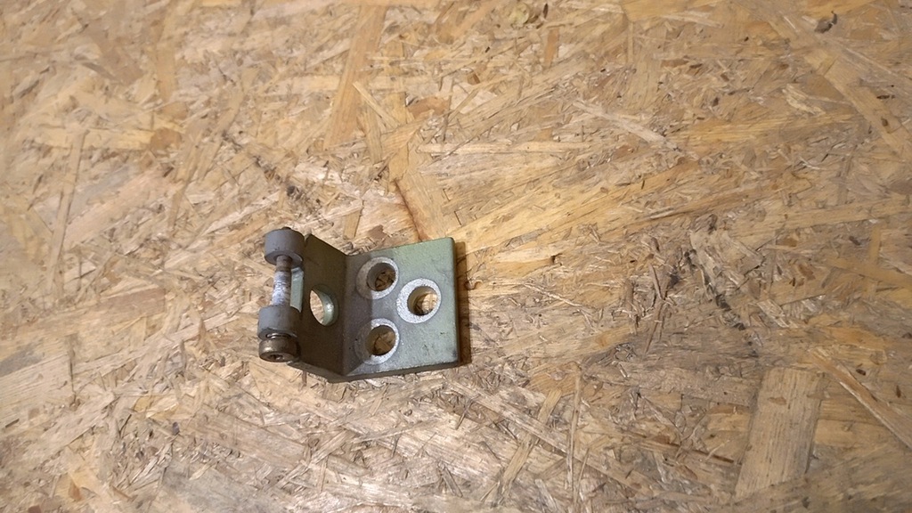 фото №1, Citroen c3 pluriel петля дверь левый