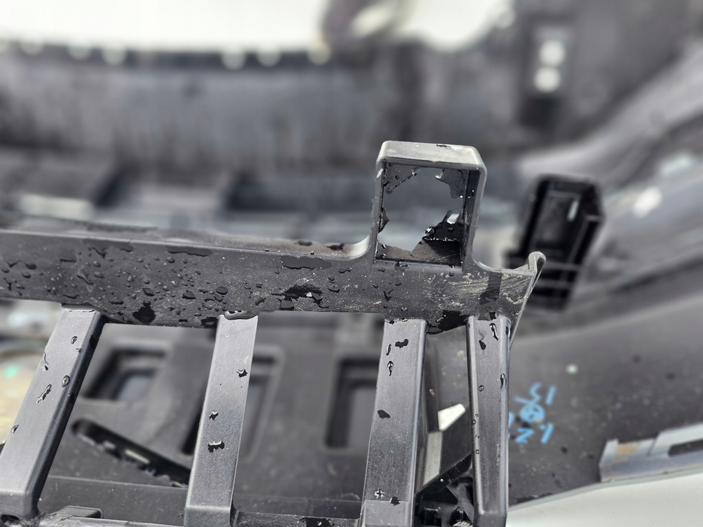 фото №11, Бампер volvo ex30 ex-30 2023 - перед передній