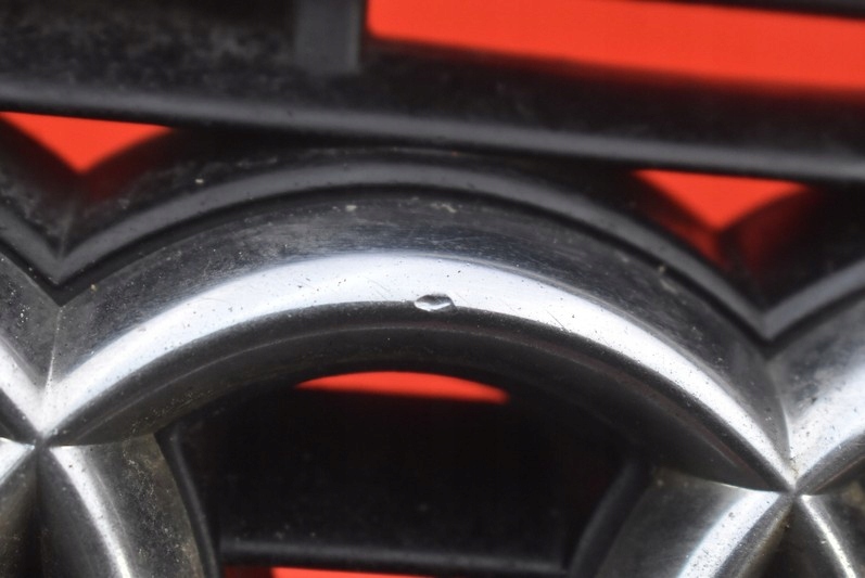 фото №7, Решётка радиатора решётка радиатора czarna 4d0853651b audi a8 d2 94-99