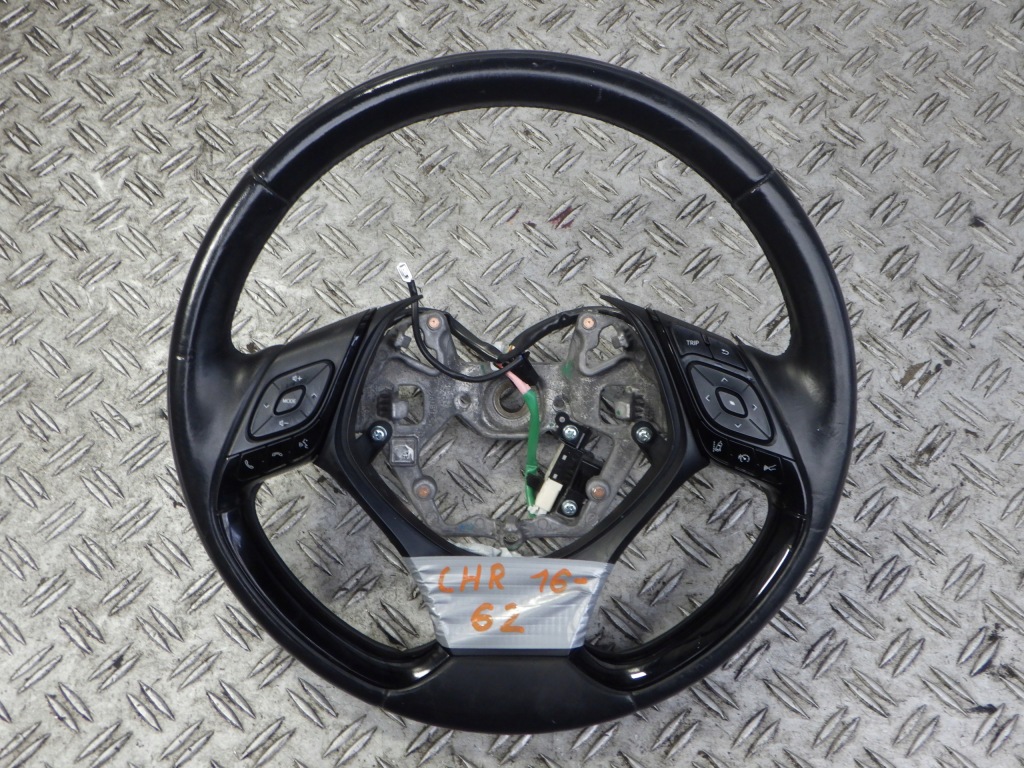 фото №1, Воздуховод кожаный toyota c-hr chr