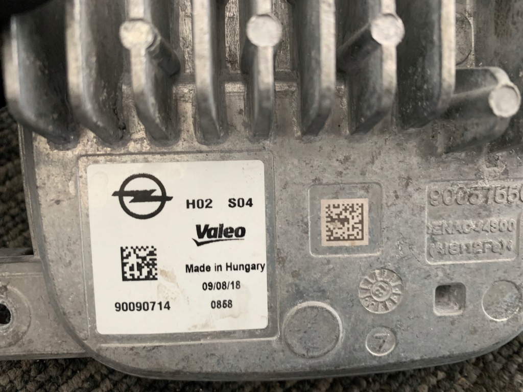 фото №8, Opel crossland x 1.2 thp 19r преобразователь лампы led оригинал