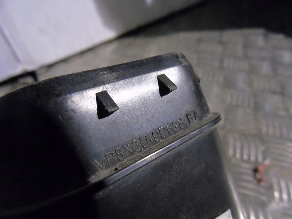 фото №5, Jaguar оригинальный номер 8x23-9600-ab корпус фильтр воздуха правый