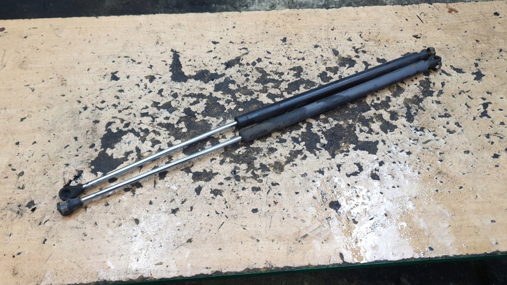 фото №1, Citroen c8 амортизаторы крышки задняя задние комплект