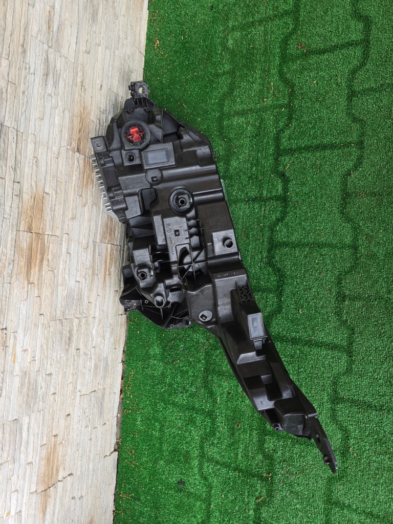 Лампа land rover velar lr140442 Доставка