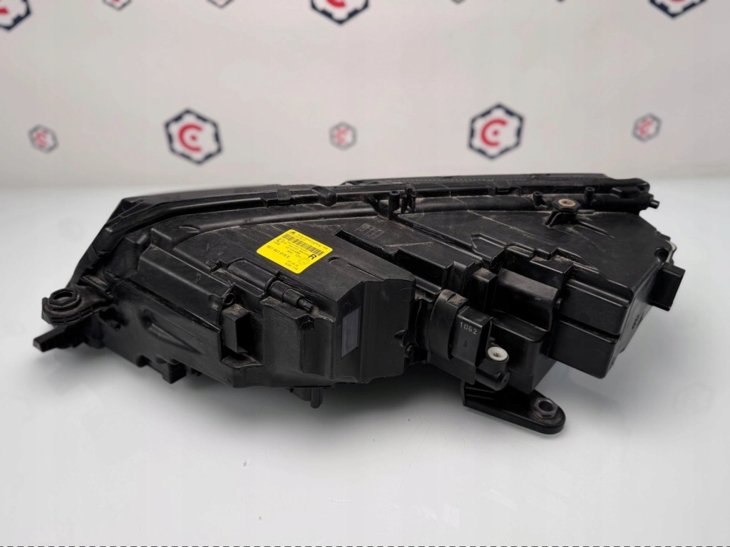 Лампа правая перед skoda octavia iii lift full led Доставка