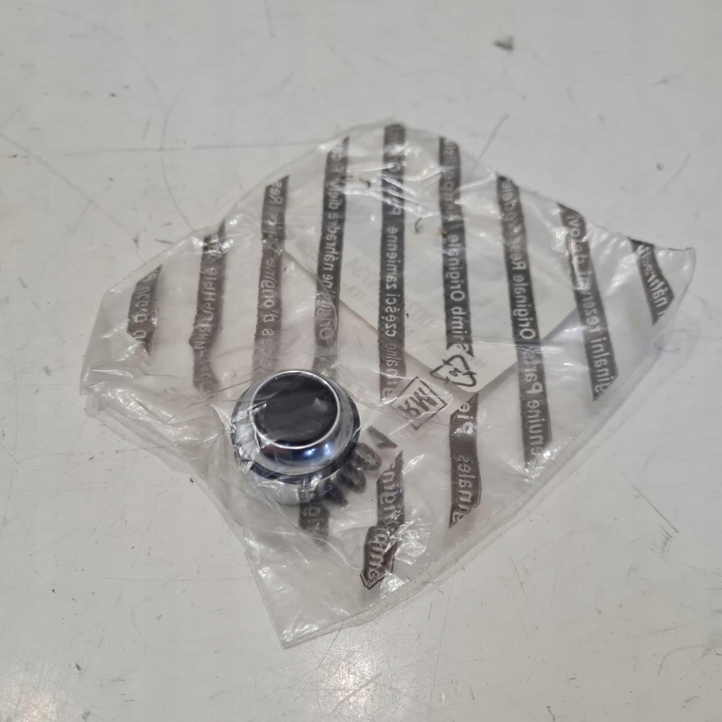 фото №2, Lancia delta ручка кнопка радио 71769734