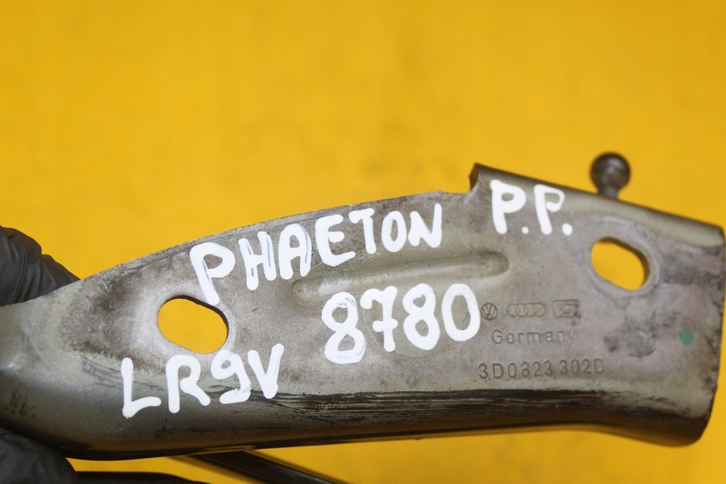 фото №9, Петля капот правый перед vw phaeton 3d0323302d