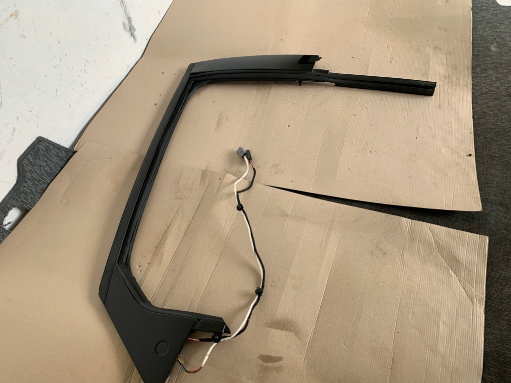 фото №3, Ford mustang mach-e 2021r молдинг рамка захист ручка двері правий задня задня