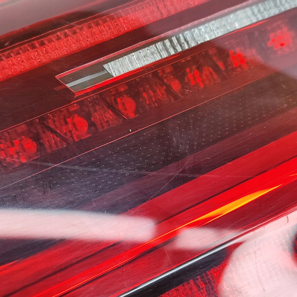 фото №9, Audi a6 s6 c7 4g 2015 правая сторона лампы задний крышки багажника