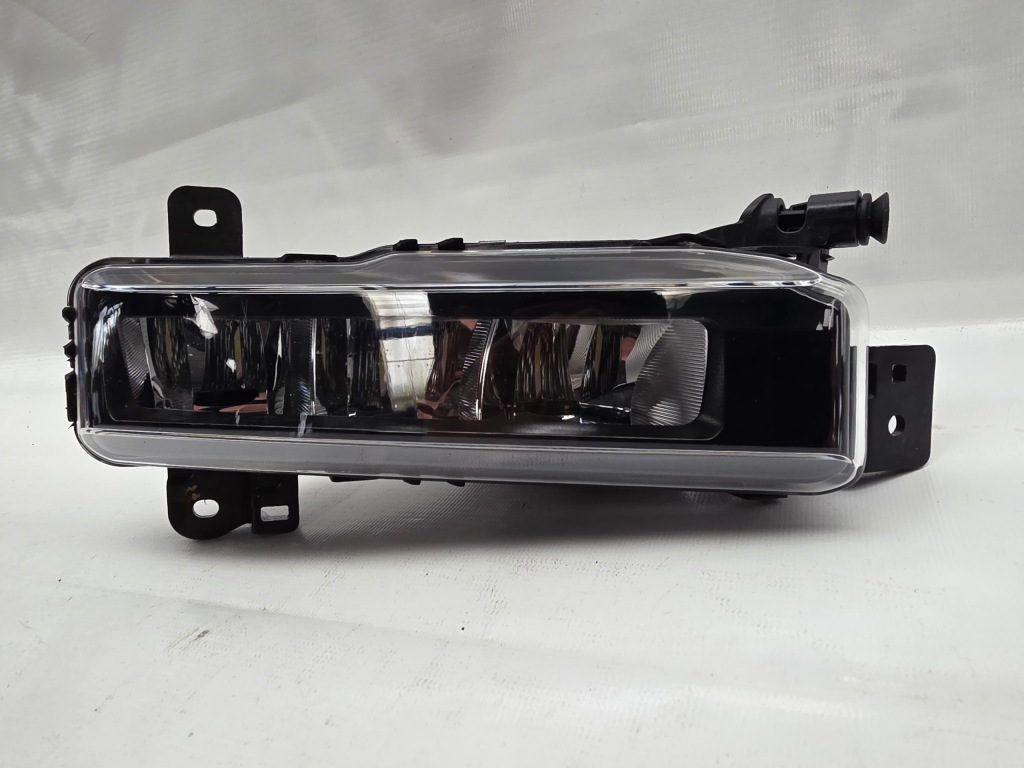 фото №1, Bmw f40 правий протитуманна фара drl 8089979