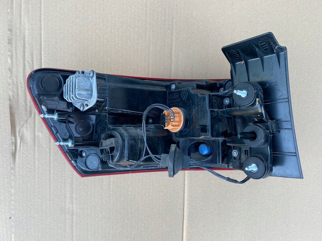 фото №4, Лампа renault koleos ii led права задня