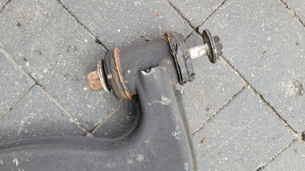 Mercedes sl r129 рычаг левый перед Недорого