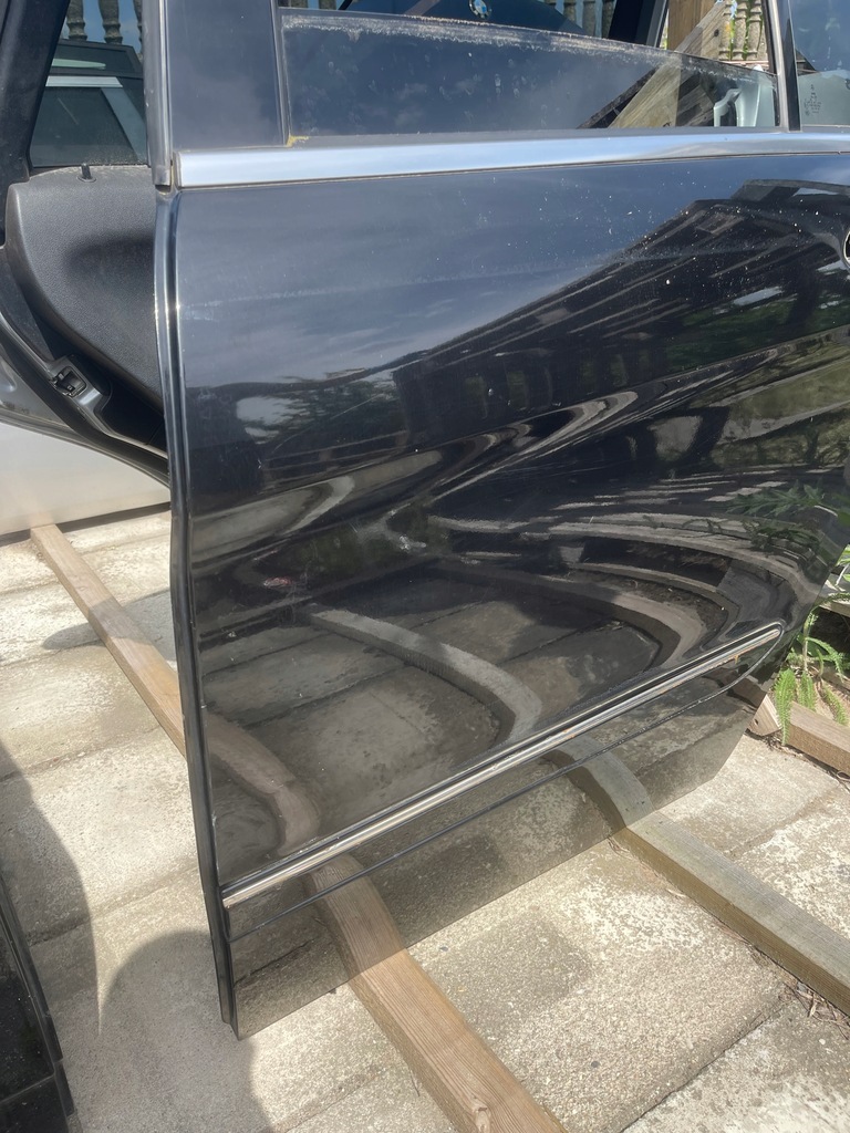 фото №6, Mercedes w251 дверь левая задняя c197 197