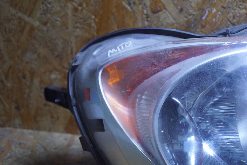 фото №8, Alfa romeo mito лампа лівий перед uk c1663