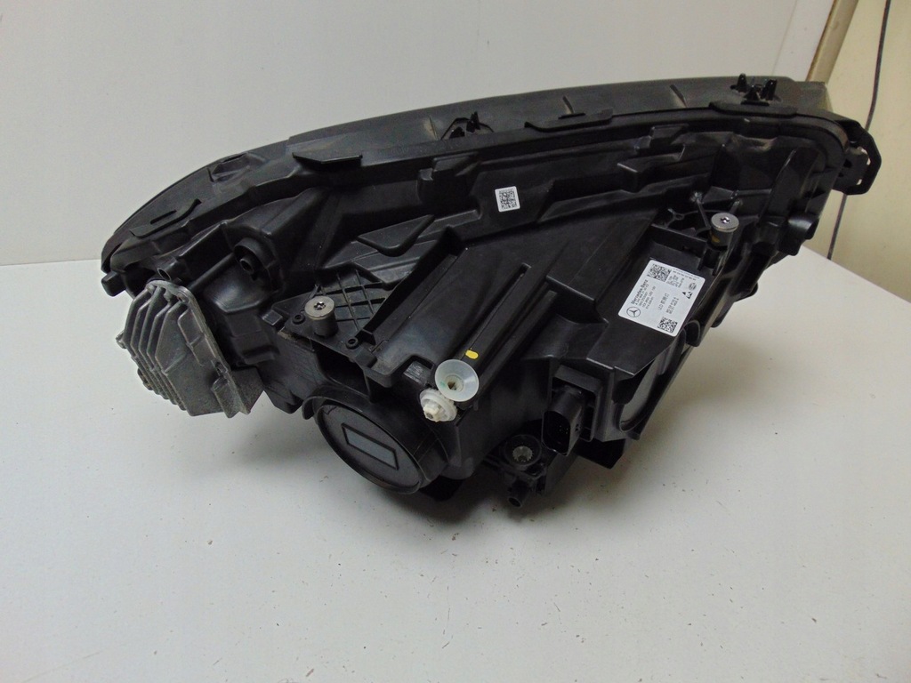 фото №12, Лампа ліва перед mercedes eqa a2439060100 europa