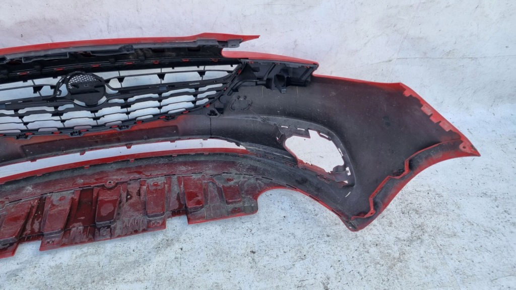 Opel оригінальний номер 39003567 бампер передній Зі Шроту