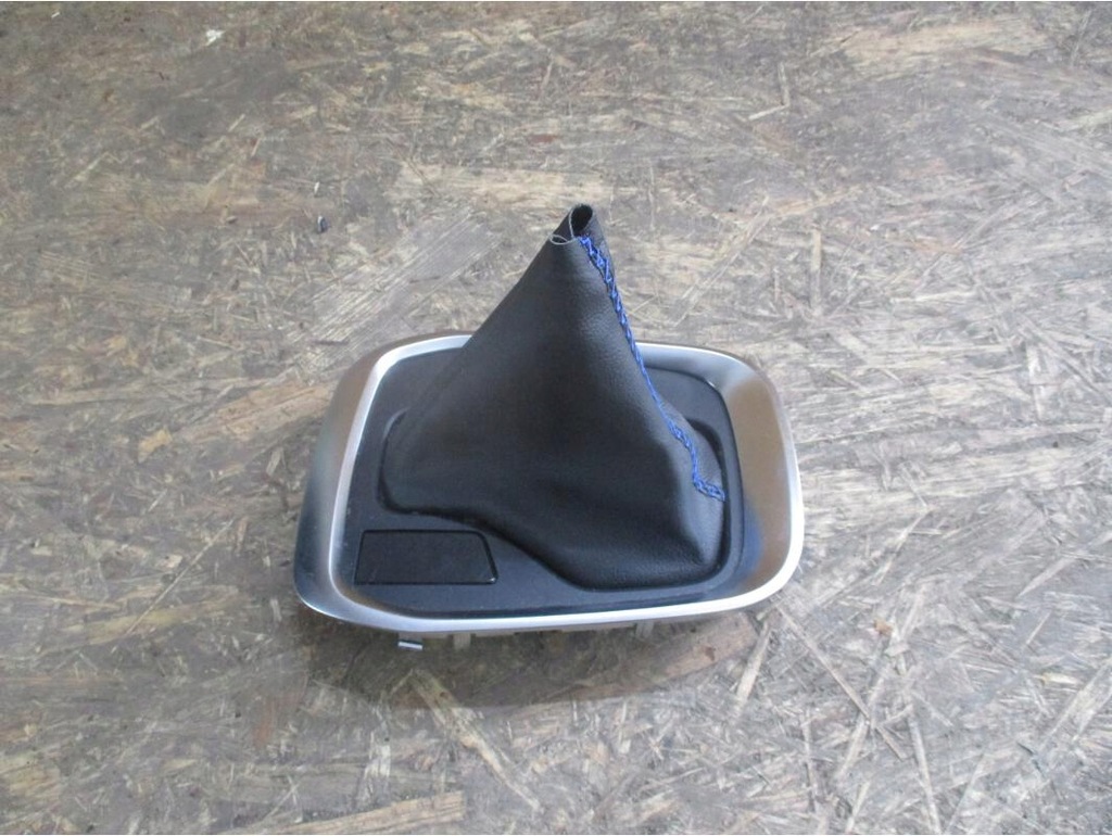 фото №1, Чохол рамка вибірник автоматична коробка передач шкіра renault megane iv 4 gt