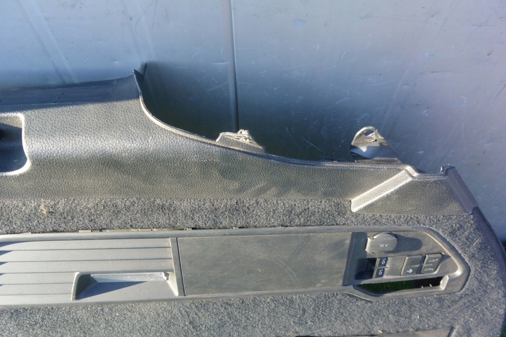 фото №9, Обшивка багажника правый задняя vw touareg 7p