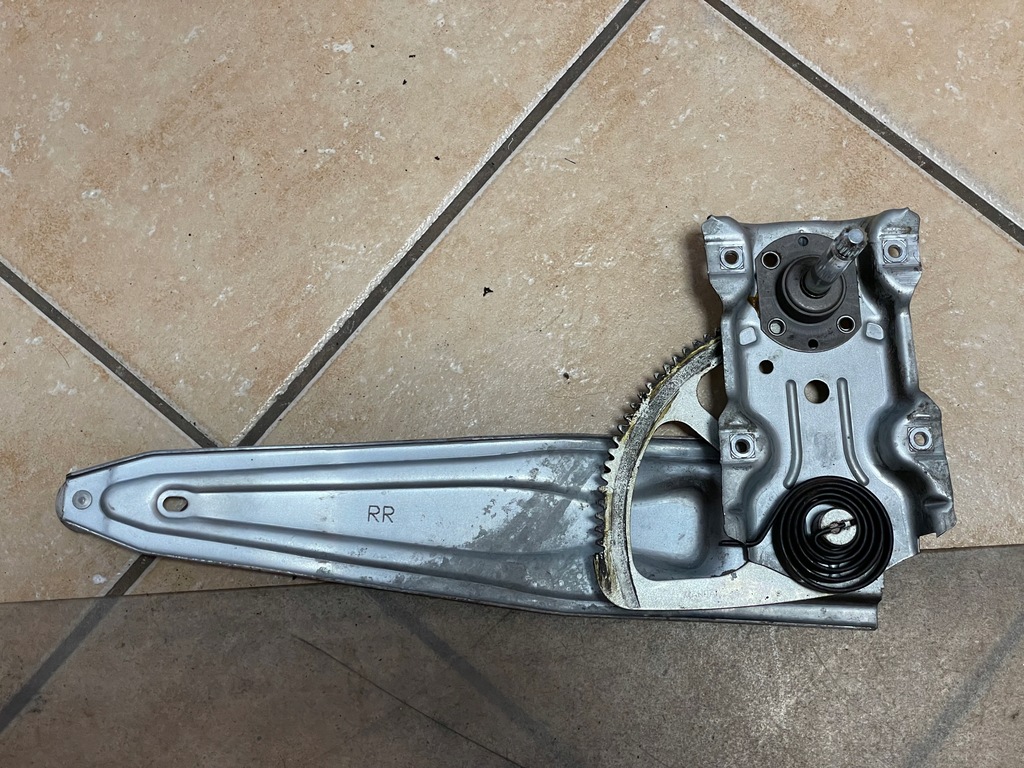 фото №5, Toyota verso 99- подъемник стекло правый перед правый