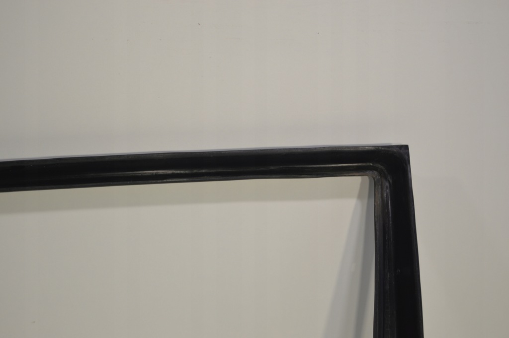 фото №11, Рамка двері скло оббивка лівий перед mercedes w126 lift czarna 1267250371