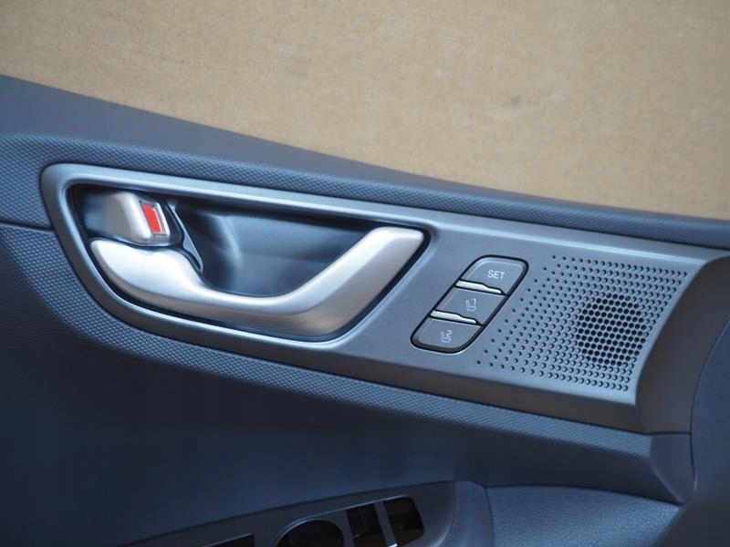 фото №6, Обивка дверь левый перед hyundai ioniq