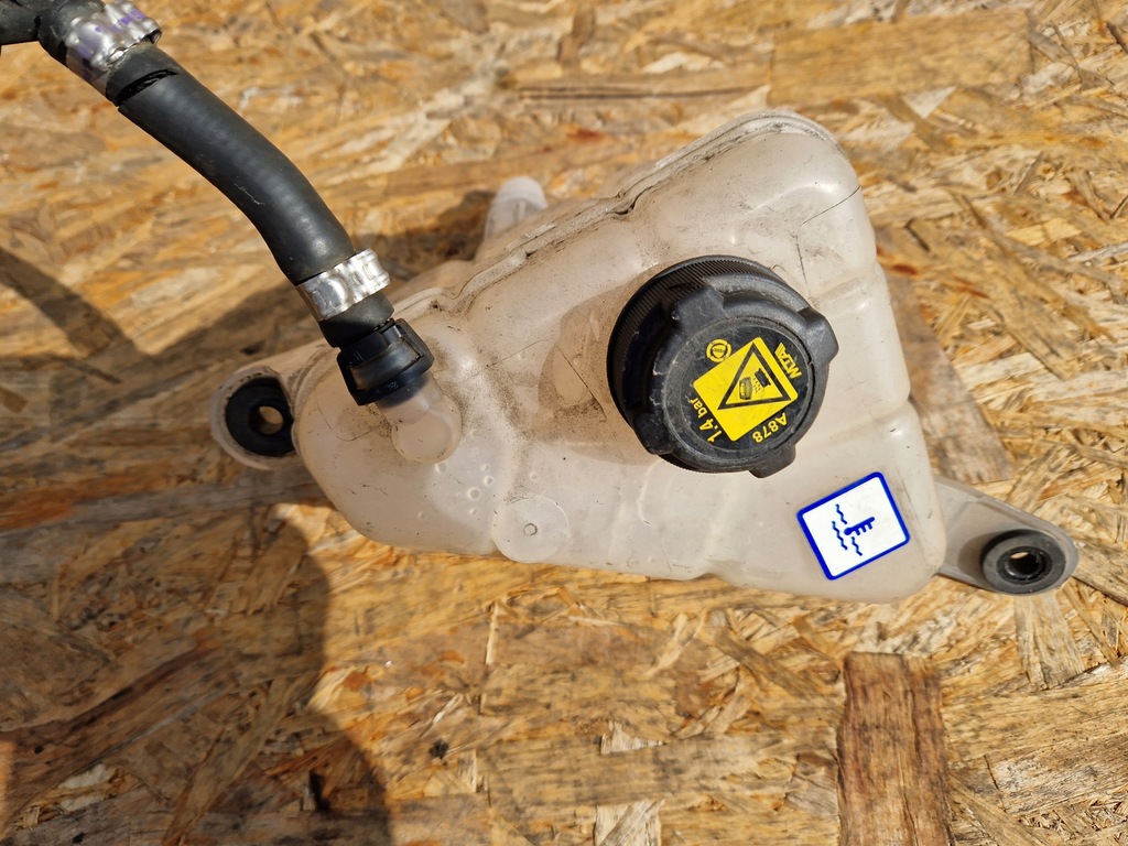 фото №1, Бачок расширительный жидкость alfa romeo stelvio 2.2 50532261