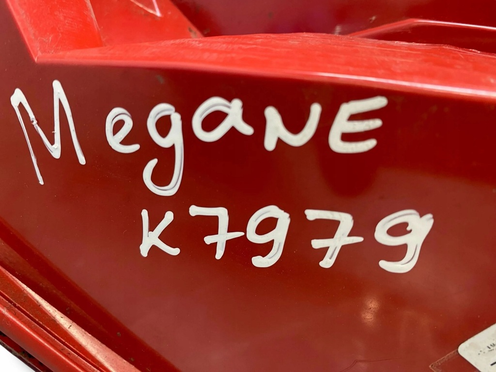 фото №8, Renault megane ii 2007 ліва сторона лампа задня