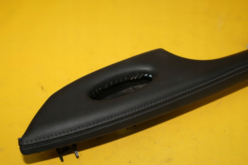 фото №3, Кронштейн ручка обшивка правый перед mercedes w211