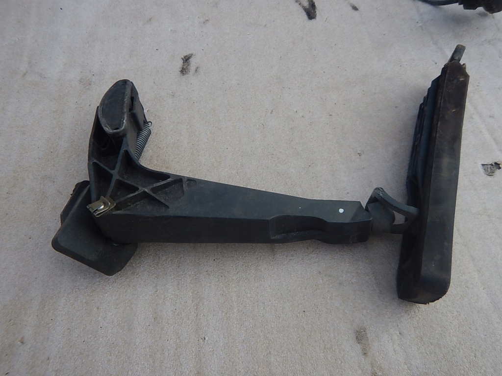 Купить Педаль газа mercedes w124 бензин