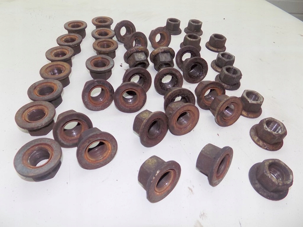 фото №4, Iveco eurotech 440km 01r гайки 40sztuk