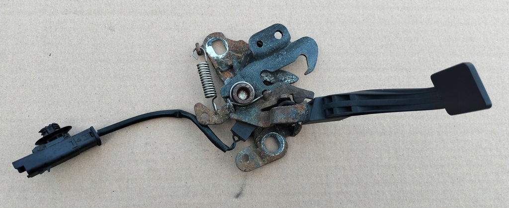 фото №1, Citroen ds5 замок засувка датчик капот