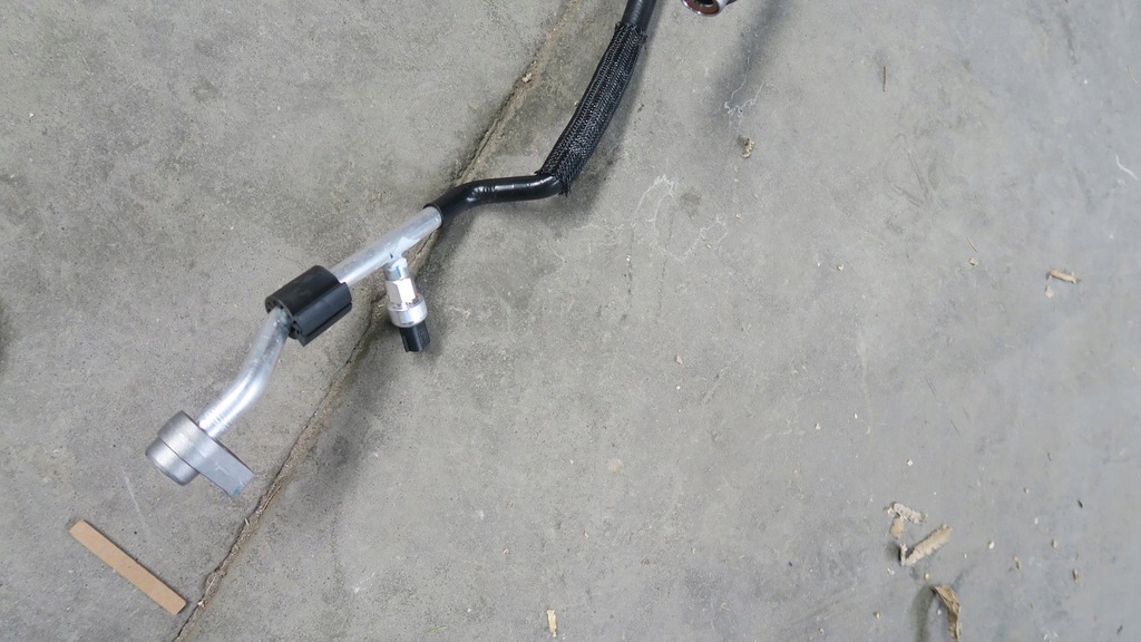 фото №4, Ford transit mk8 custom 2.0 ecoblue шланг кондиционера трубка