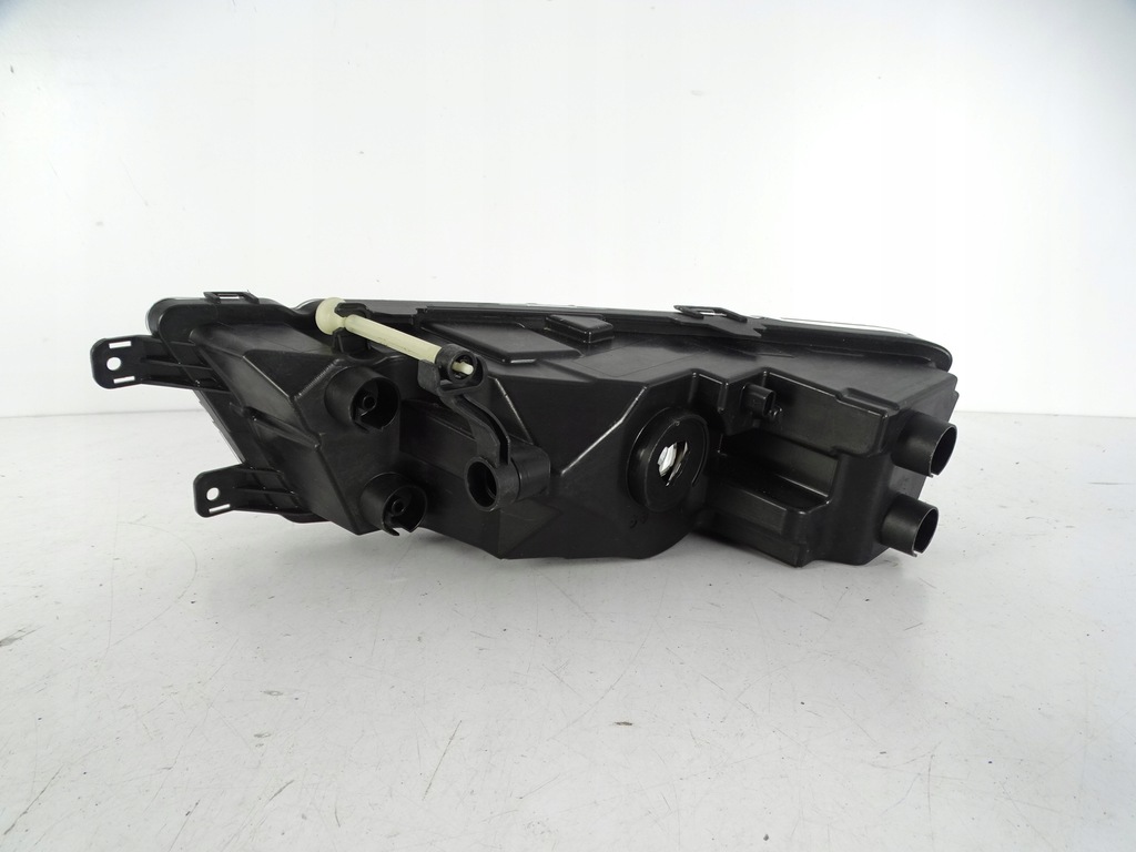 фото №3, Протитуманна фара правий skoda rapid 5ja