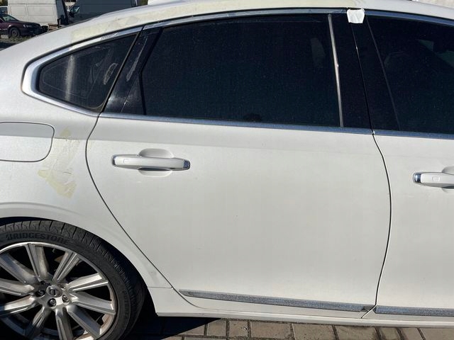 фото №1, Volvo s90 двері правий задня праве задні 707
