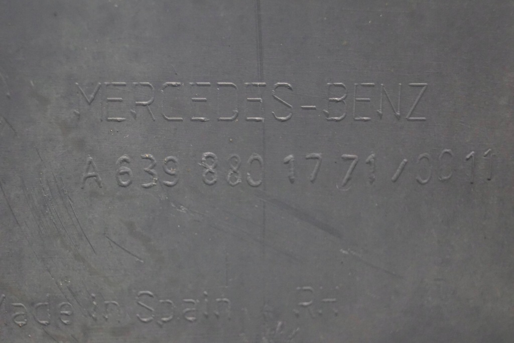 фото №16, Mercedes vito w639 уголок бампера правый задняя a6398801771