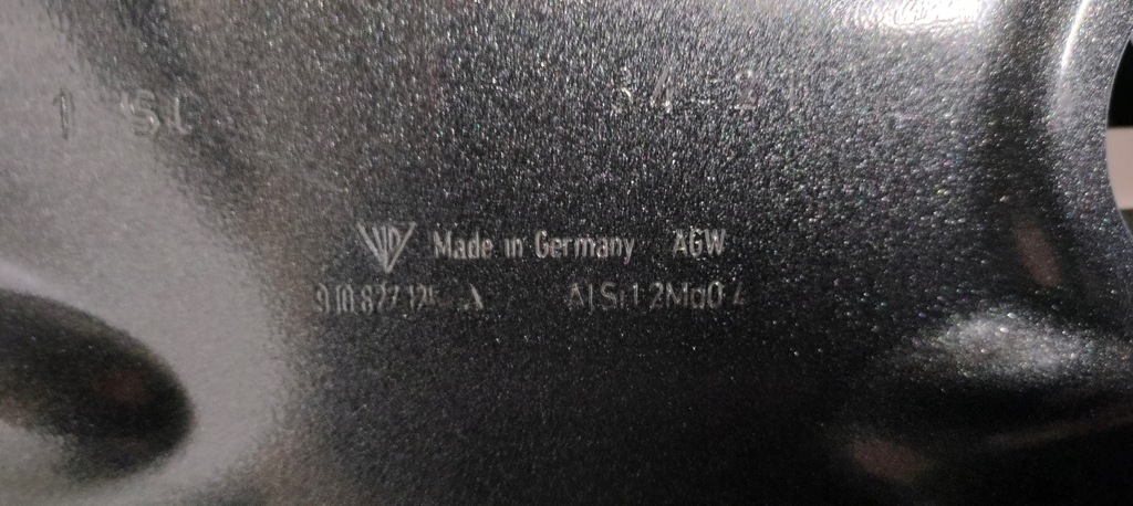 фото №8, Кришка багажника багажника задня porsche taycan turbo s 9j0