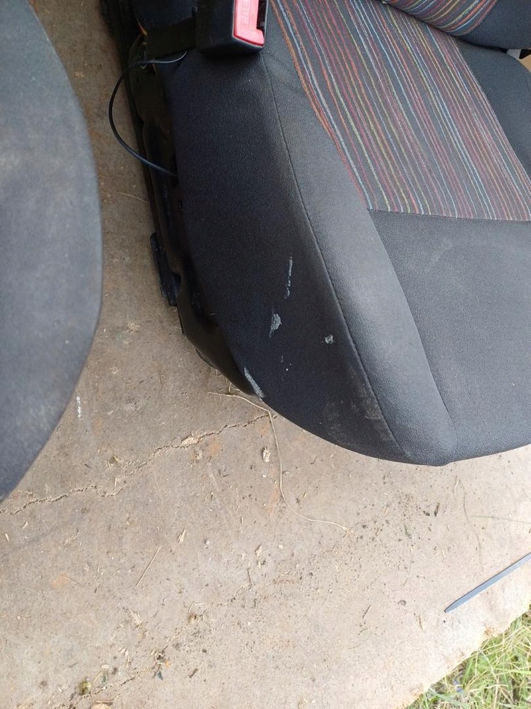 фото №5, Сидіння сидіння заднє сидіння комплект dacia sandero i