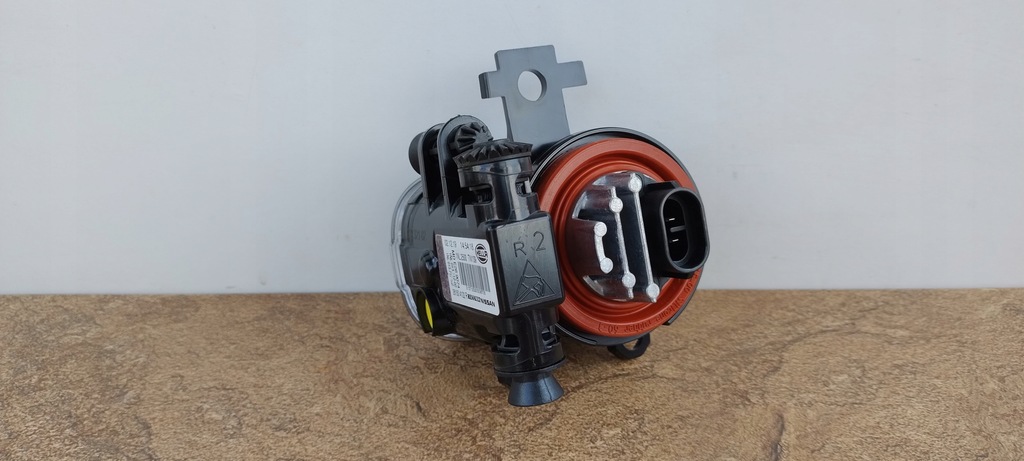 фото №2, Правый противотуманная фара led drl renault clio scenic megane 261504122r k97/pd280