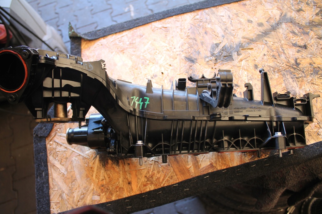 фото №1, 1447. коллектор всасывающий bmw 8513655