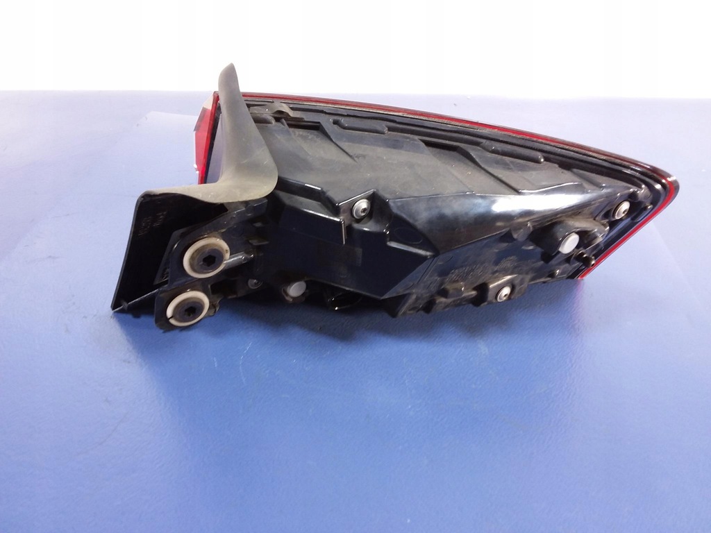 фото №2, Audi a5 ii 8w лампа задняя левая наружная led