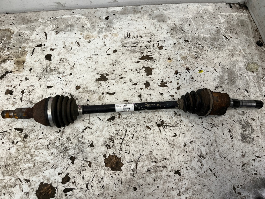 фото №1, Opel insignia a приводной вал левый задняя левая задняя 4x4 13228231 bm