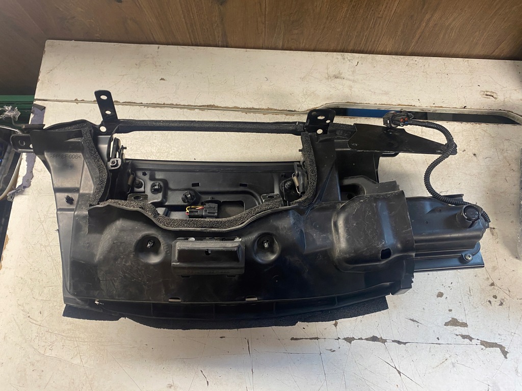 фото №9, Nissan leaf i крышка багажника порт зарядки камера