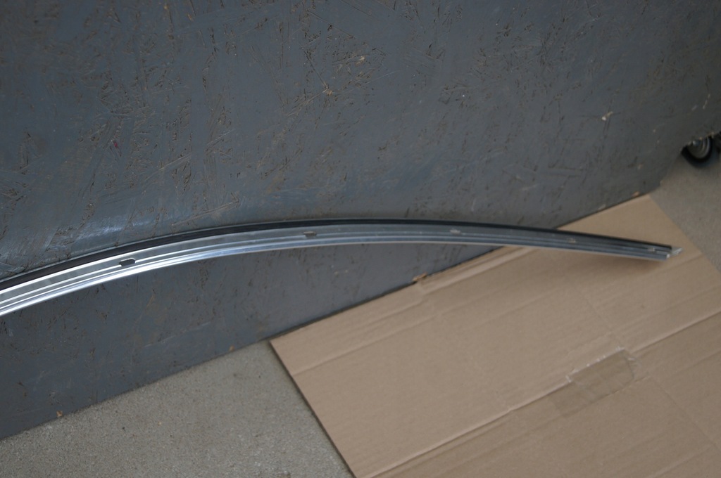 фото №8, Maserati levante молдинг кровельная левая