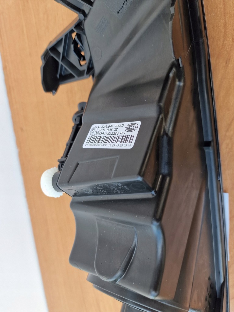 фото №3, Skoda rapid 5ja 17-21 правий протитуманна фара протитуманний