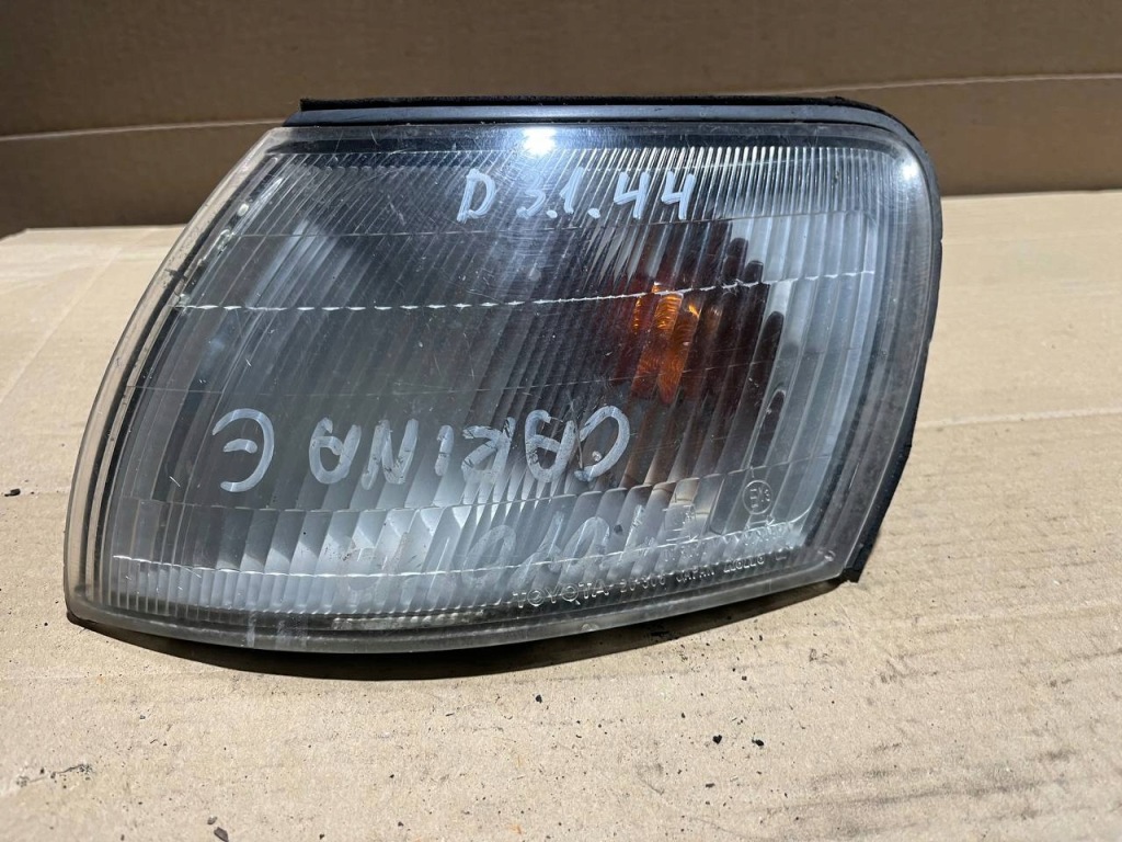 фото №1, Поворотник лівий перед toyota carina e